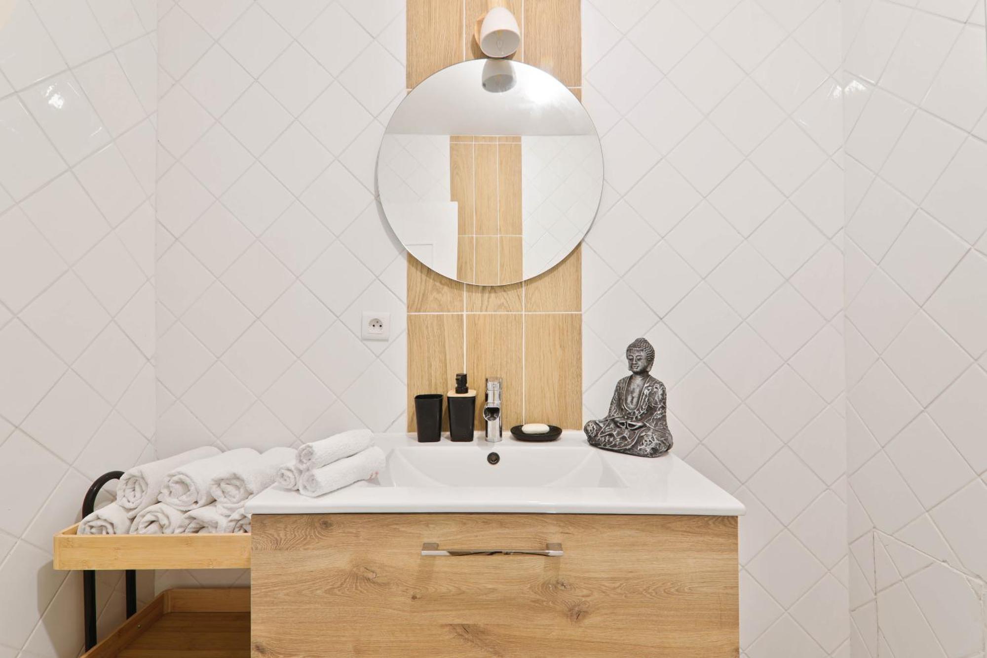 Evasion Familiale & Appartement Convivial Et Chaleureux Epinay-sur-Seine Ngoại thất bức ảnh